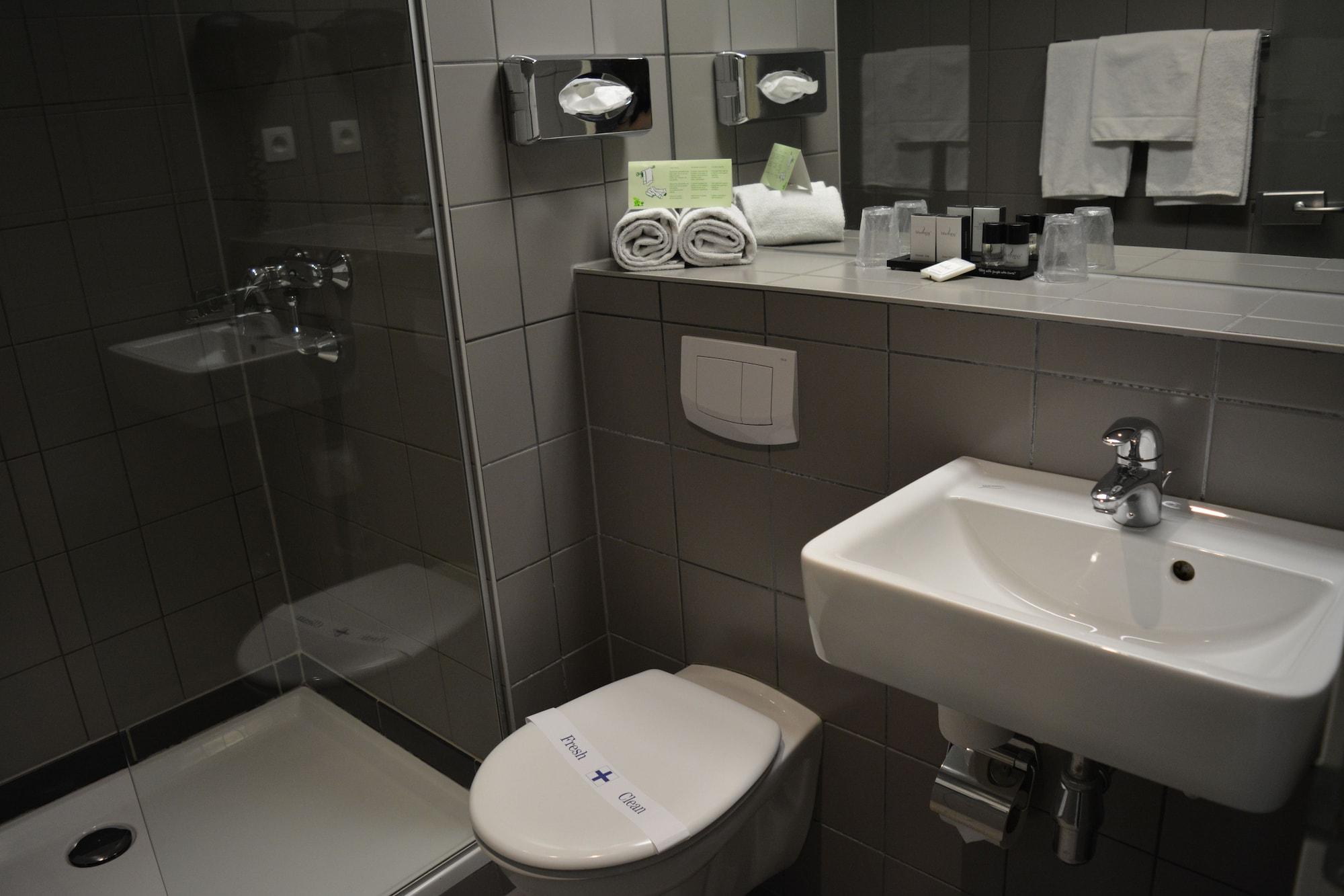 Best Western Hotel Brussels South Ruisbroek Exteriör bild